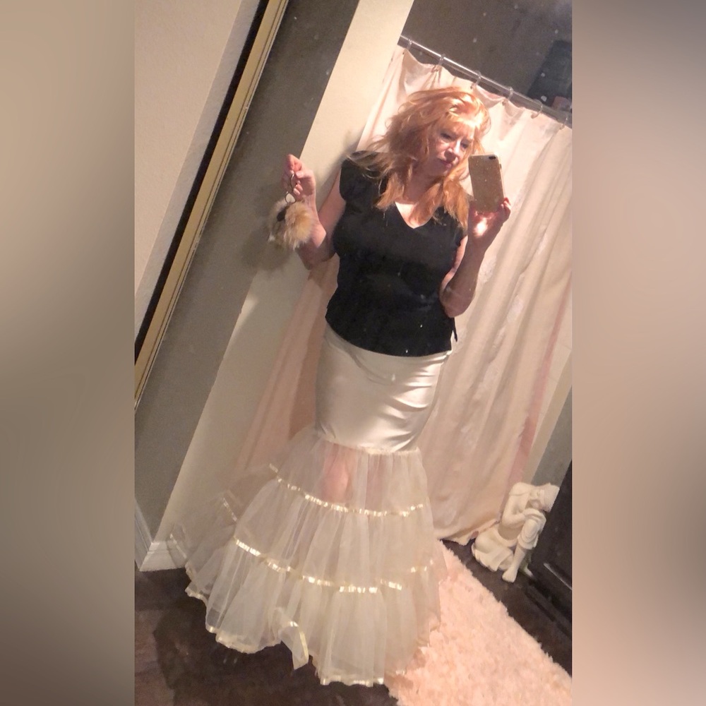 Mermaid Slip O/S - Picture 2 of 12